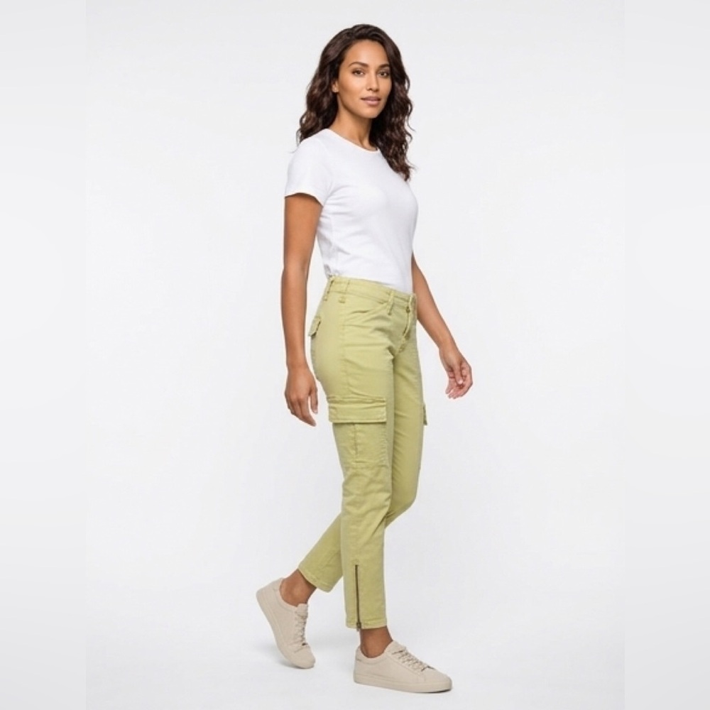 🛑CLEARANCE‼️ Worn Jeans (⬅️clothing brand) slim fit cargo pant w/zip ankle